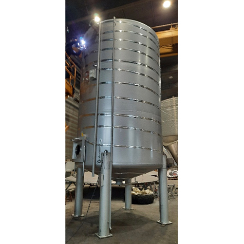 Cuve avec traçage électrique chauffant